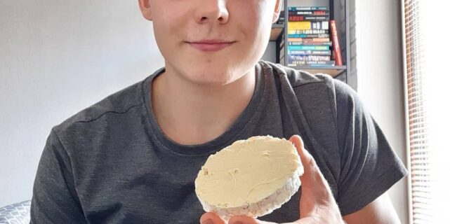 Real Pharm Coconut Whey Cream – recenzja kremu proteinowego!